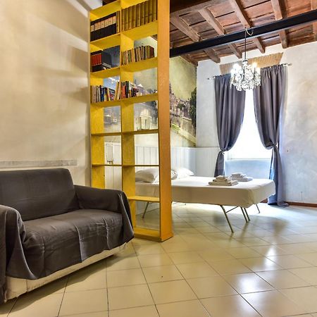 Trastevere Queen Ρώμη Εξωτερικό φωτογραφία